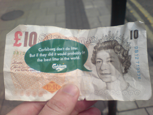 Carlsberg £10 note “litter”